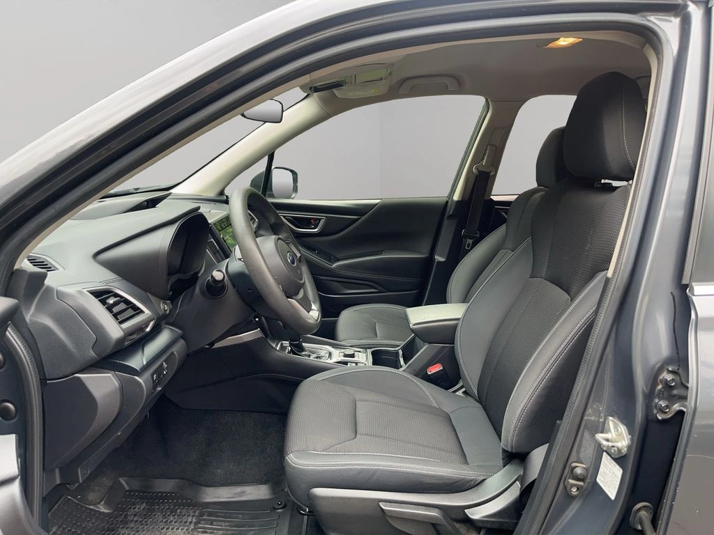 Subaru Forester 2.0i X Awd At 5p año 2021