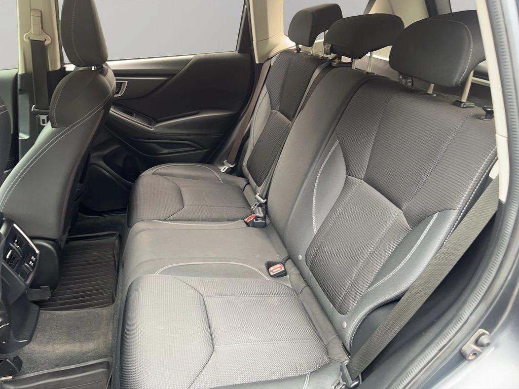 Subaru Forester 2.0i X Awd At 5p año 2021