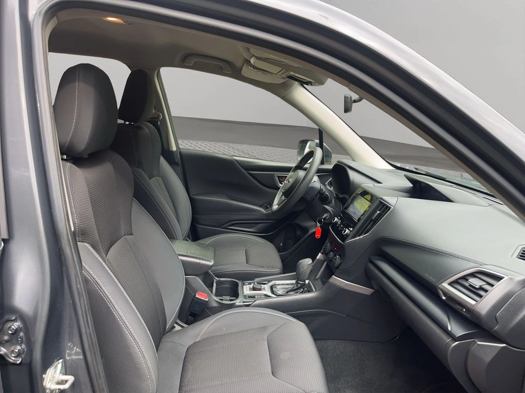 Subaru Forester 2.0i X Awd At 5p año 2021