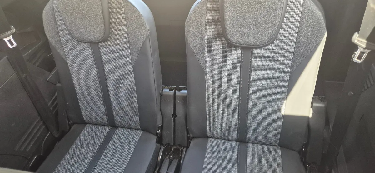 Peugeot 5008 2.0 Gt Bluehdi 180hp E6 At Diesel año 2018