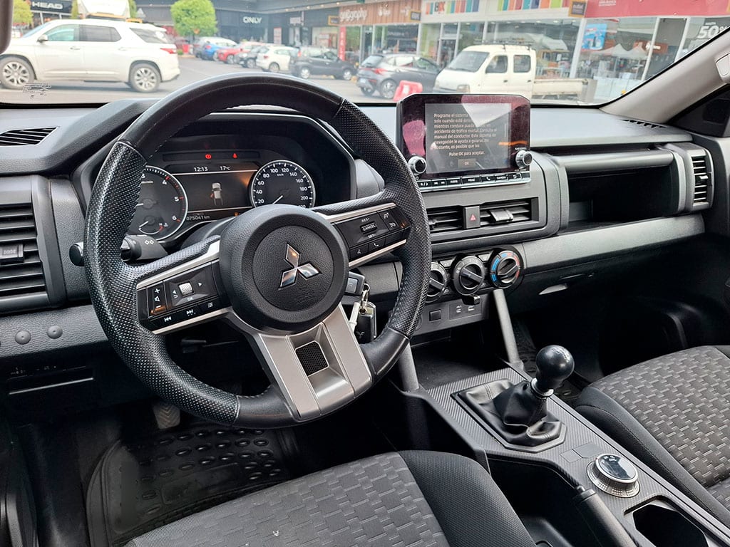 Mitsubishi L200 Katana Xrt 4x4 2.4 año 2024