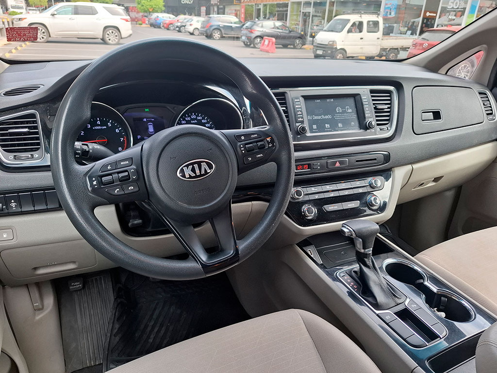 Kia Grand Carnival Ex 3.3 Aut año 2019