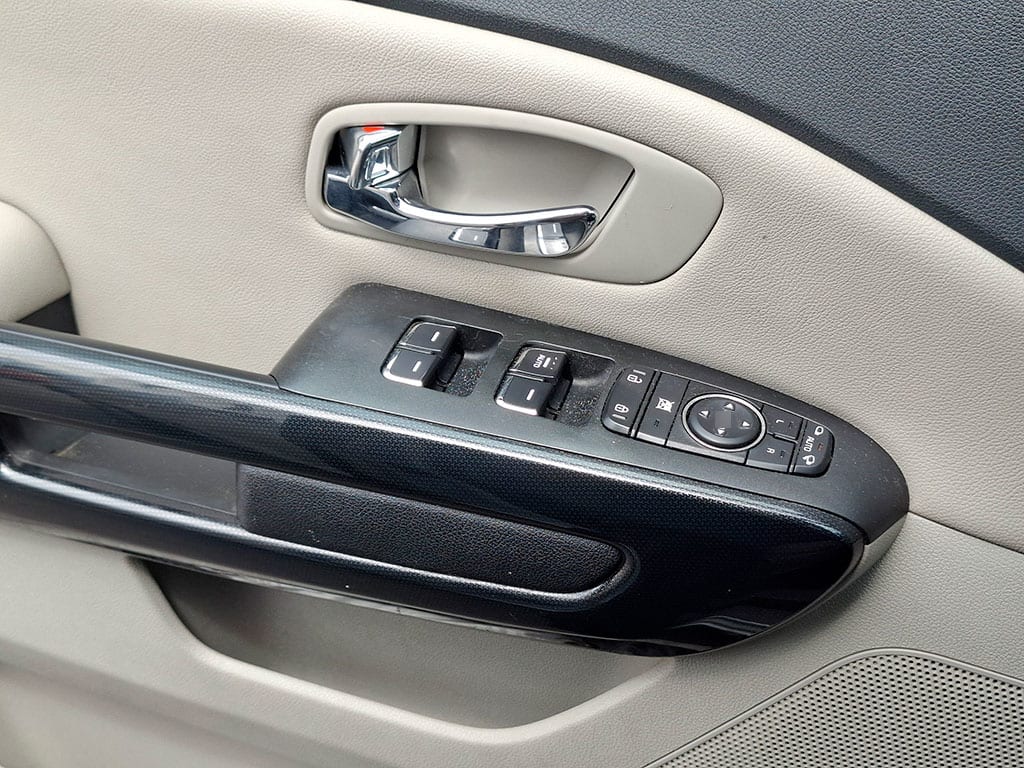Kia Grand Carnival Ex 3.3 Aut año 2019