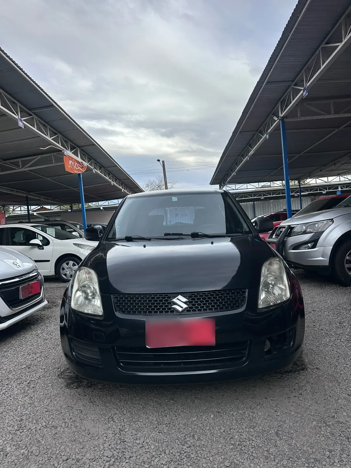 SUZUKI SWIFT 1.3 Gl Mt año 2011
