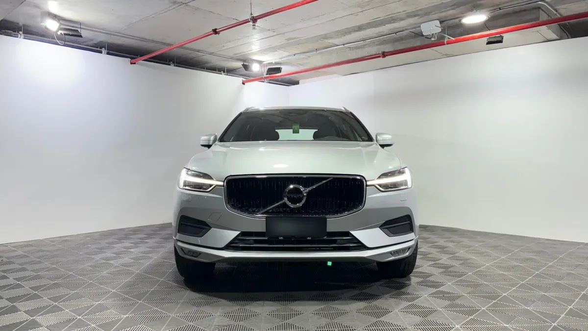 Volvo Xc60 2.0 T5 Cross Country Momentum At 4x4 año 2018