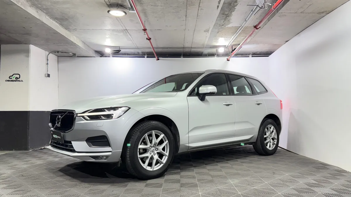 Volvo Xc60 2.0 T5 Cross Country Momentum At 4x4 año 2018