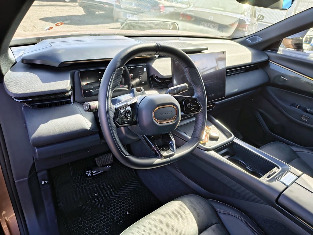 Lynk&Co 08 1.5 Hibrido 4x2 T/a Halo año 2026