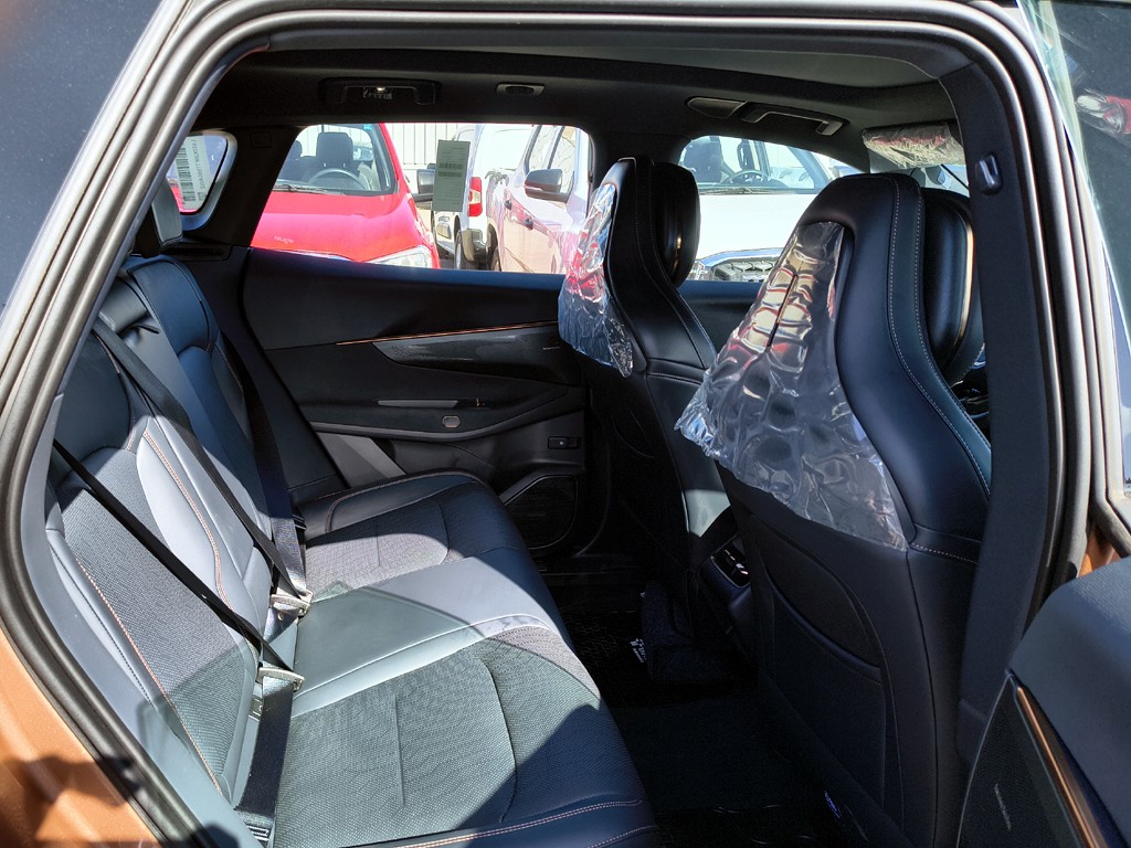 Lynk&Co 08 1.5 Hibrido 4x2 T/a Halo año 2026