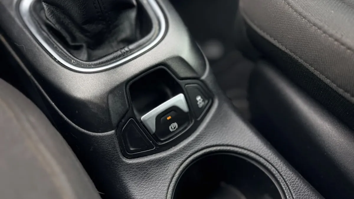 Jeep Compass Sport 2.4 Aut año 2018