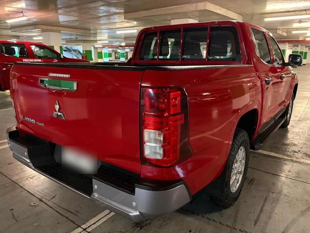 Mitsubishi L200 Katana Xrt 4x4 2.4 año 2024