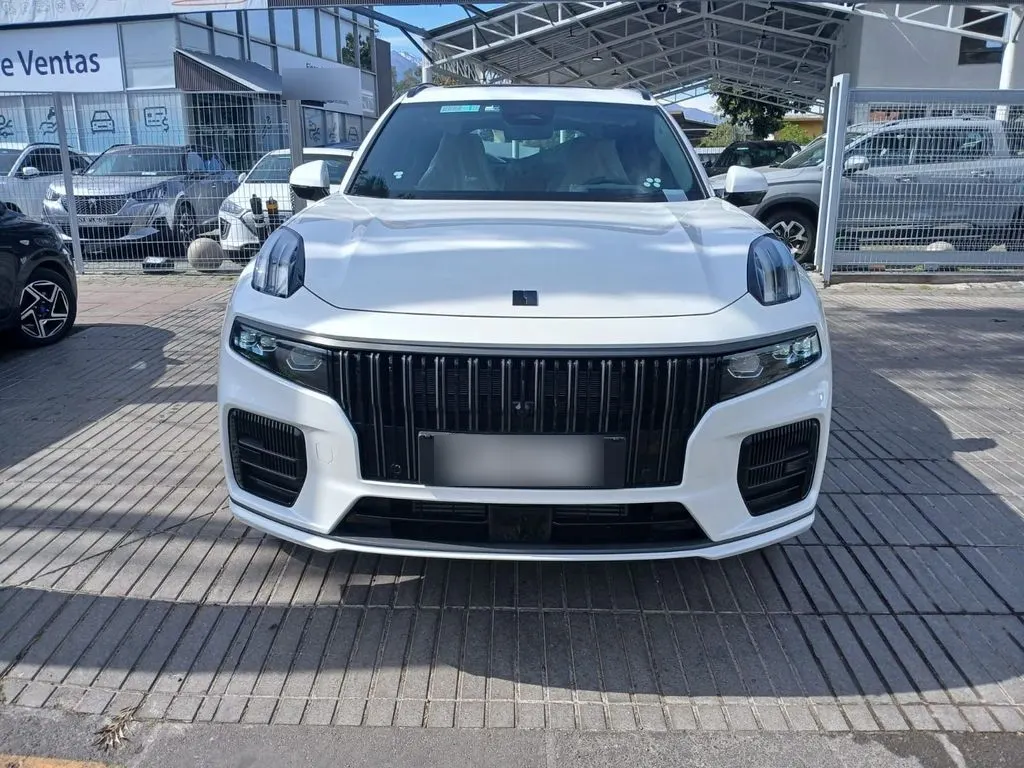 Lynk&Co 09 09 12.0t At Halo año 2027