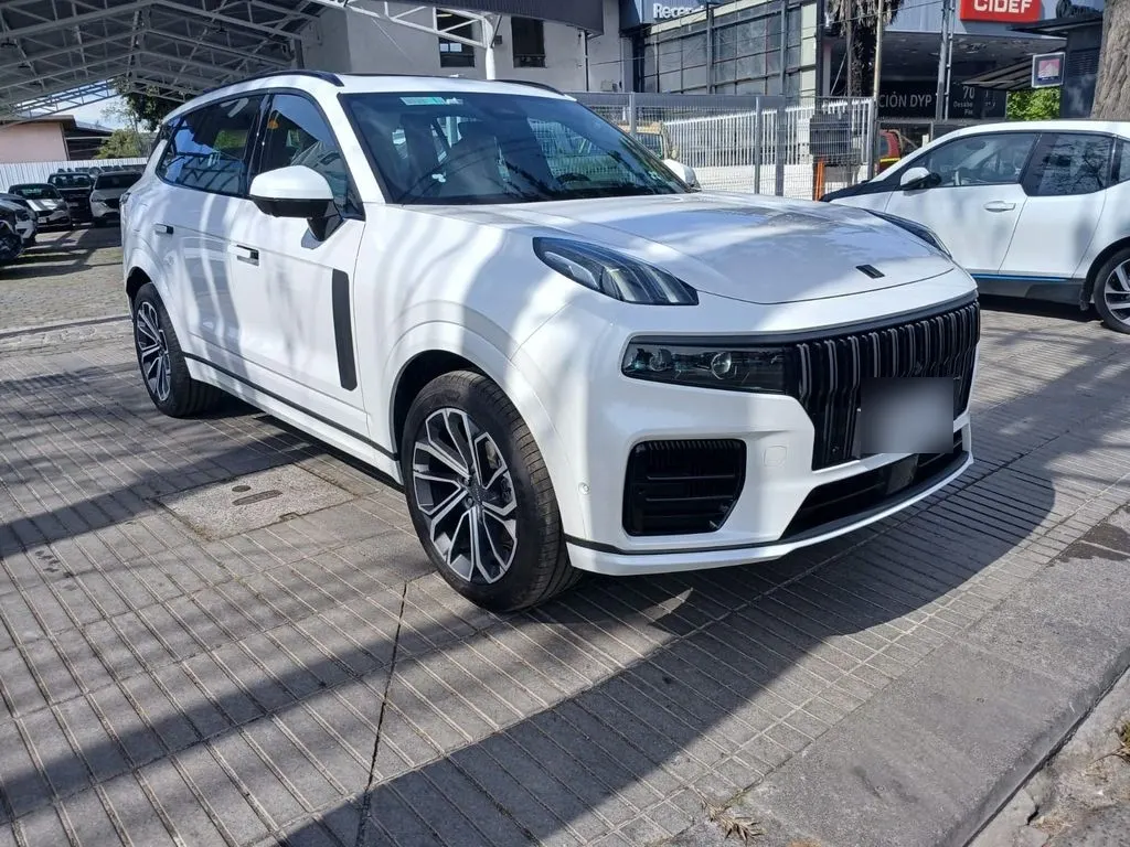 Lynk&Co 09 09 12.0t At Halo año 2027