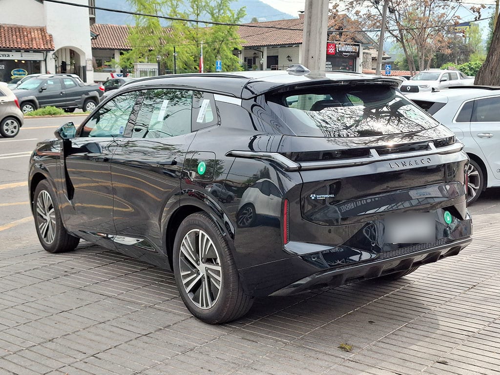 Lynk&Co 08 Phev año 2027