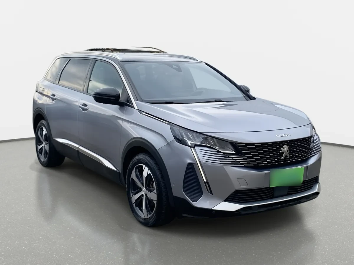Peugeot 5008 1.5 Allure Pack Bluehdi 130 4x2 Eat8 5p año 2024