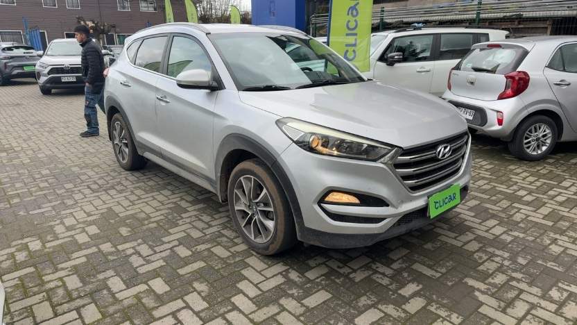 Hyundai Tucson 2.0 Crdi Diesel Premium Nav 4wd At 5p año 2018
