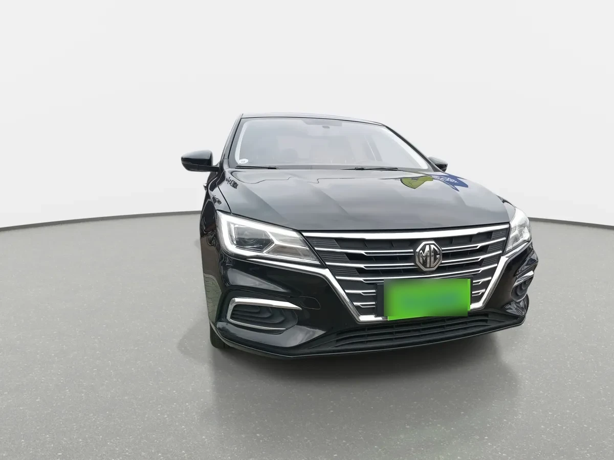 MG 5 1.5 Dlx 4x2 Mt 4p año 2024