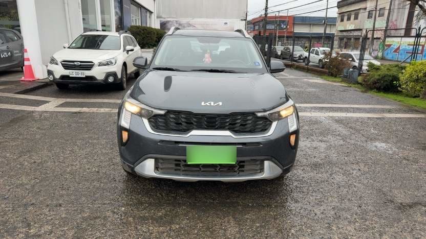 Kia Sonet 1.5 Ex 4x2 6mt 5p año 2024