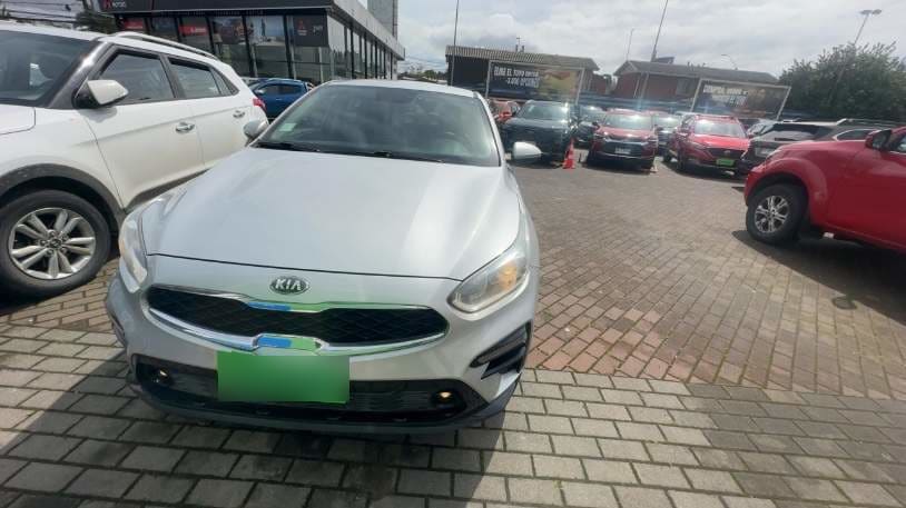 Kia Cerato 1.6 Ex Full 4x2 Ac 6mt 4p año 2020