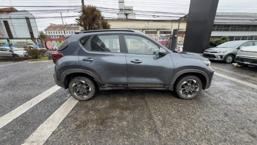 Kia Sonet 1.5 Ex 4x2 6mt 5p año 2024