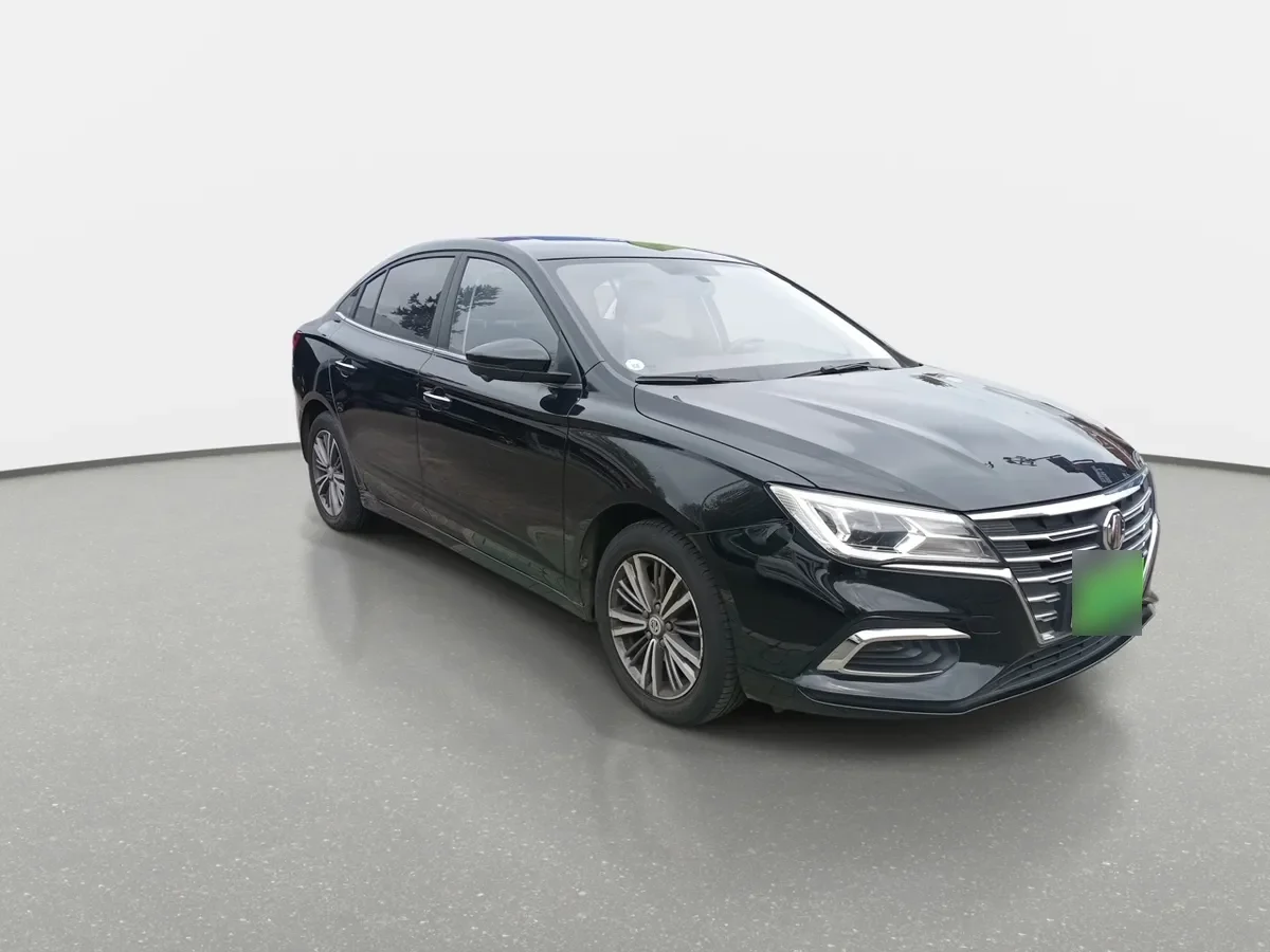 MG 5 1.5 Dlx 4x2 Mt 4p año 2024