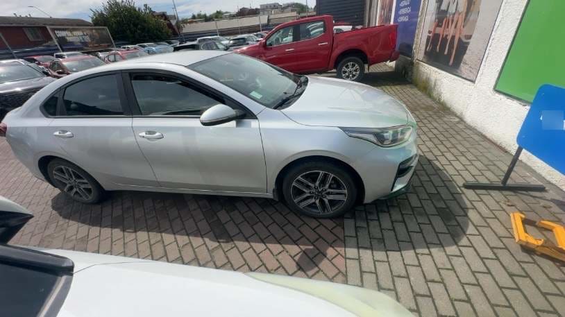 Kia Cerato 1.6 Ex Full 4x2 Ac 6mt 4p año 2020