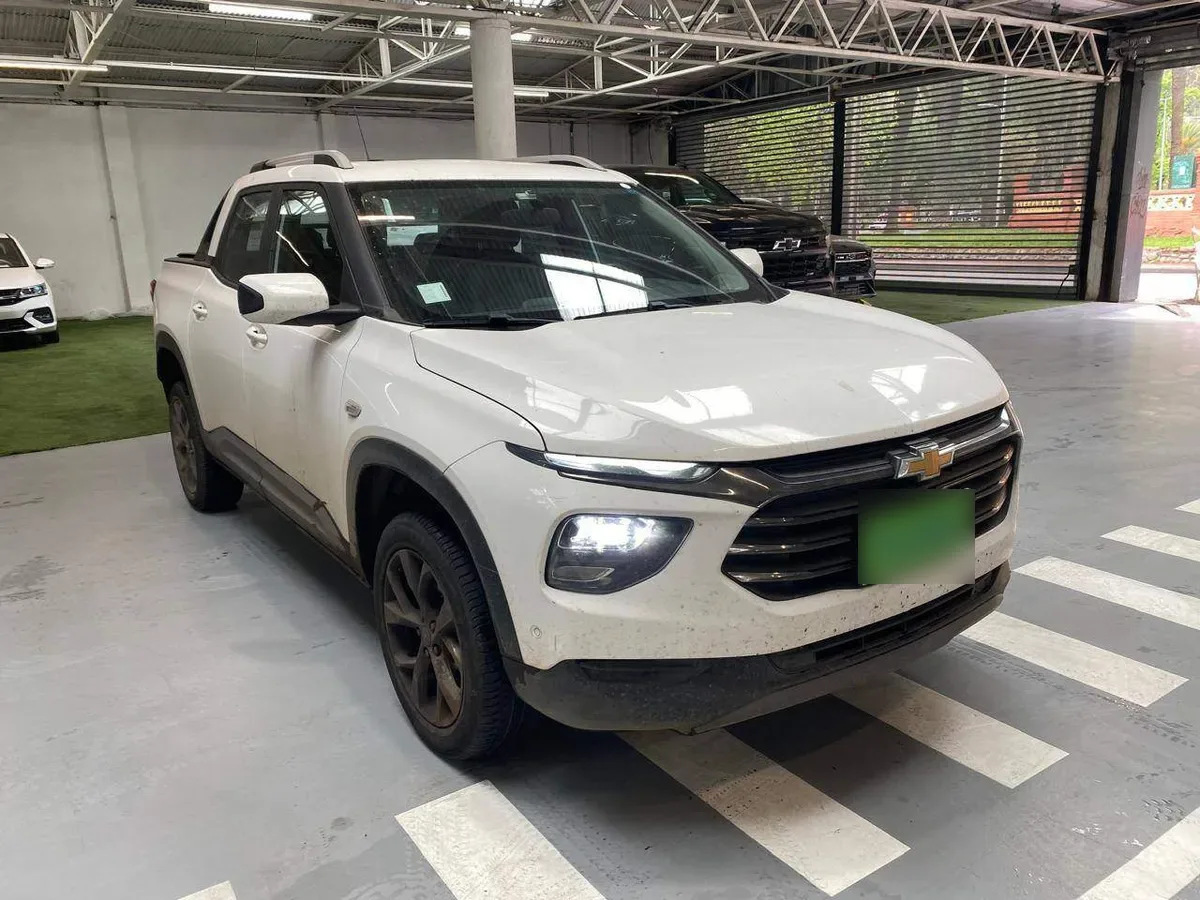 Chevrolet Montana 1.2t Premier S 4x2 Mt 4p año 2024