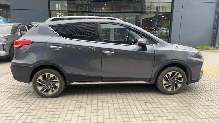 JAC Js3 1.6 Luxury 4x2 Cvt At 5p año 2024