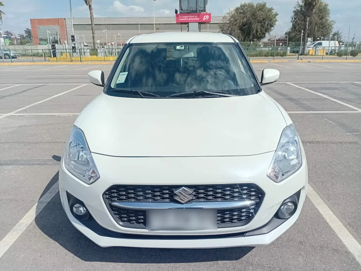 Suzuki Swift 1.2 Gl Sport Amt 4x2 Hb At 5p año 2024