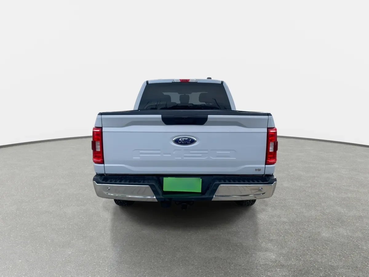 Ford F-150 3.3 Xlt Cc Dob. Cab. 4x2 At 4p año 2022