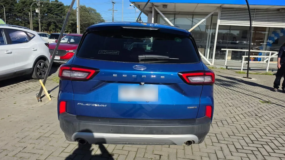 Ford Escape 2.5 Platinum Fhev Hybrid Awd At 5p año 2024