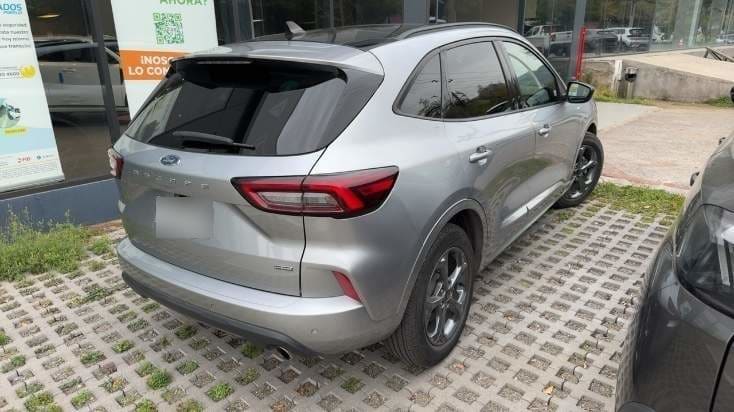 Ford Escape 2.5 St Line Fhev Hybrid Fwd At 5p año 2024