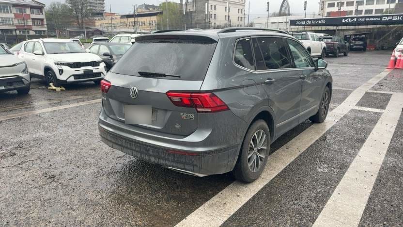 Volkswagen Tiguan 2.0 Tdi Comfortline Diesel 4motion 4x4 150hp 7a At 5p año 2019