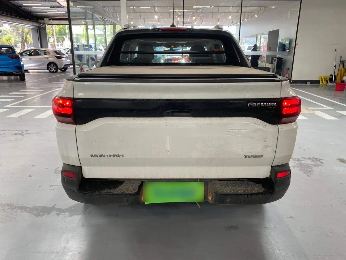 Chevrolet Montana 1.2t Premier S 4x2 Mt 4p año 2024
