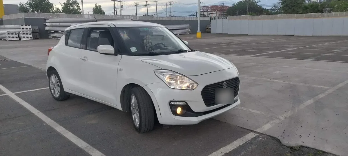 Suzuki Swift 1.2 Gls 4x2 Ac Mt 5p año 2019