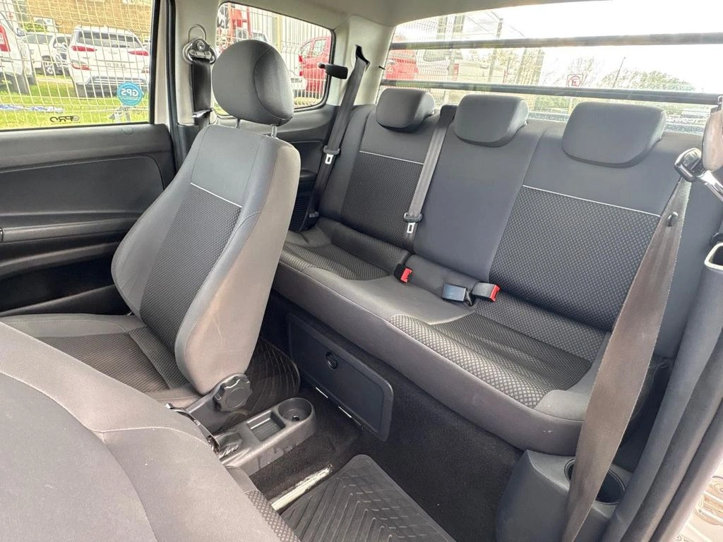 Volkswagen Saveiro 1.6 Mt año 2023