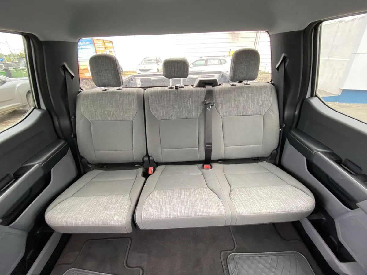 Ford F-150 3.3 Xlt Cc Dob. Cab. 4x2 At 4p año 2022