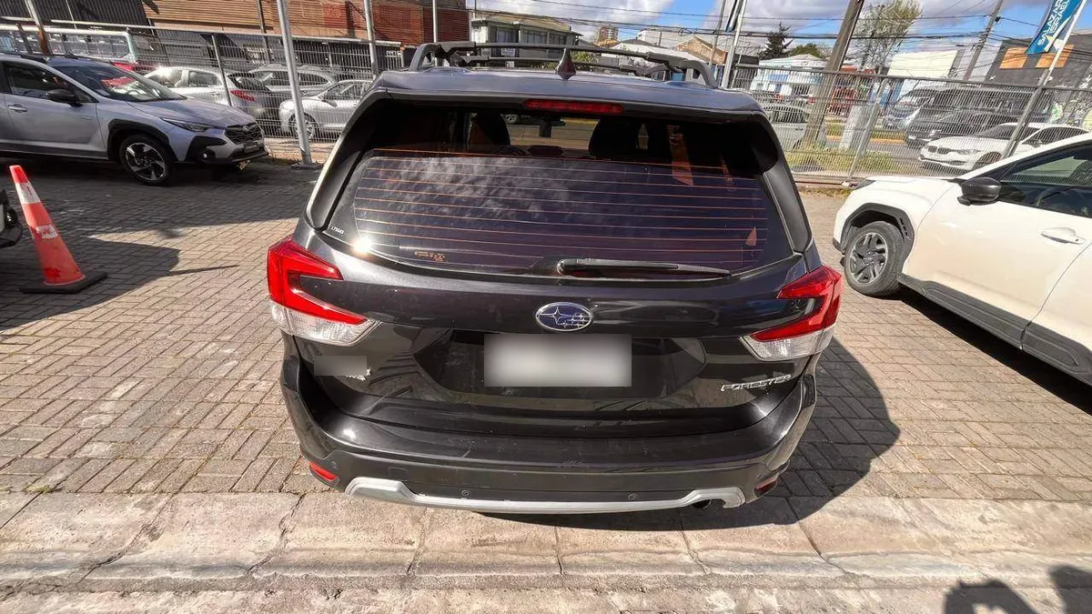Subaru Forester 2.0i Limited Eyesight Awd At 5p año 2020