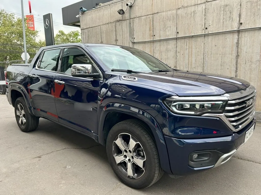 Ram Rampage 2.0 Laramie Diesel 4x4 Dob. Cab. At 4p año 2024