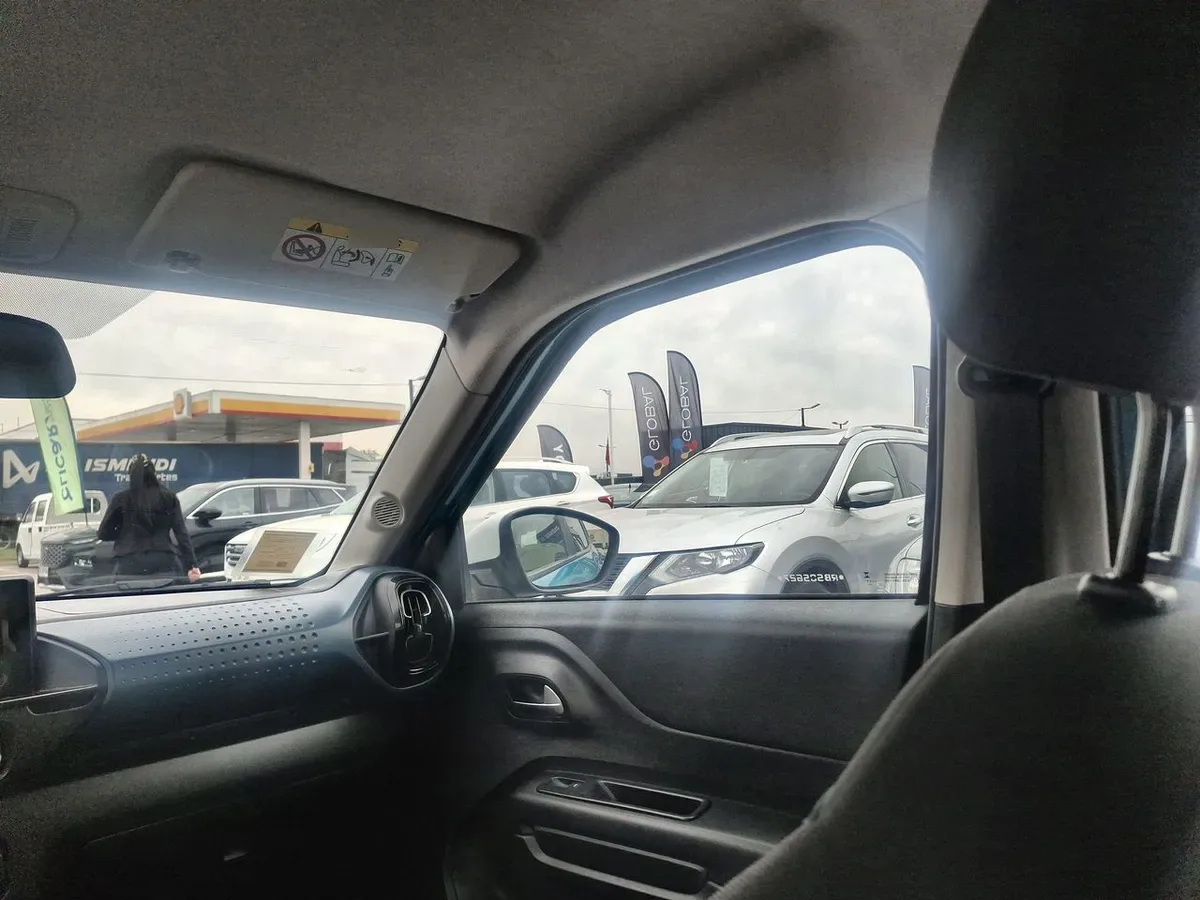 Citroen C3 1.2 Puretech Feel 4x2 Hb 82 Bvm Mt 5p año 2023