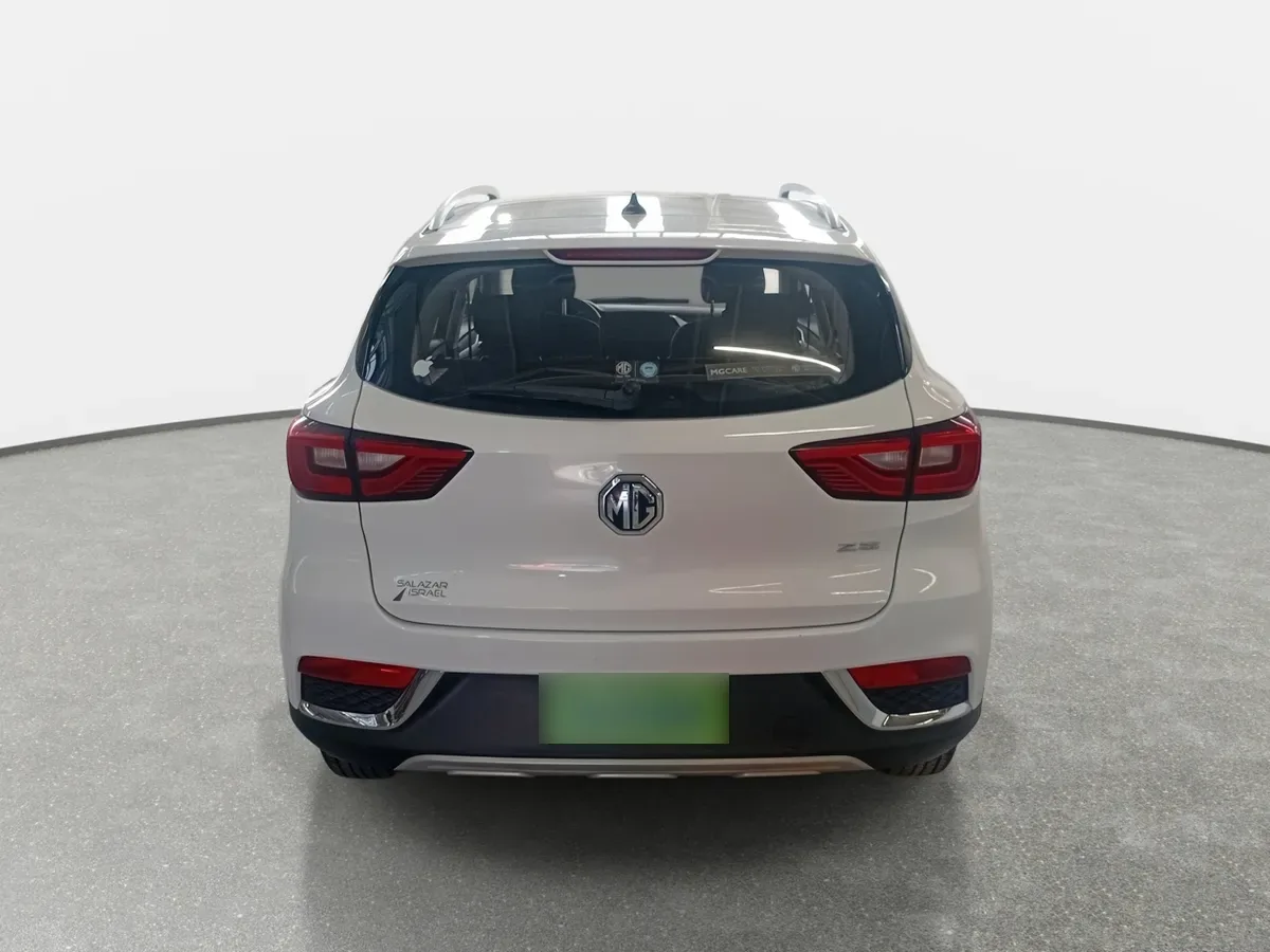 MG Mg Zs 1.5 Std 4x2 Mt 5p año 2023