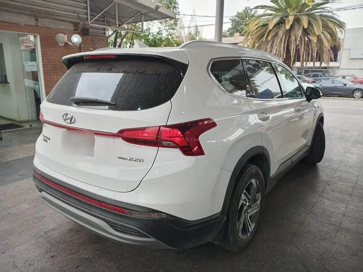 Hyundai Santa Fe 2.2 Value Fl Crdi Diesel 4wd At 5p año 2024