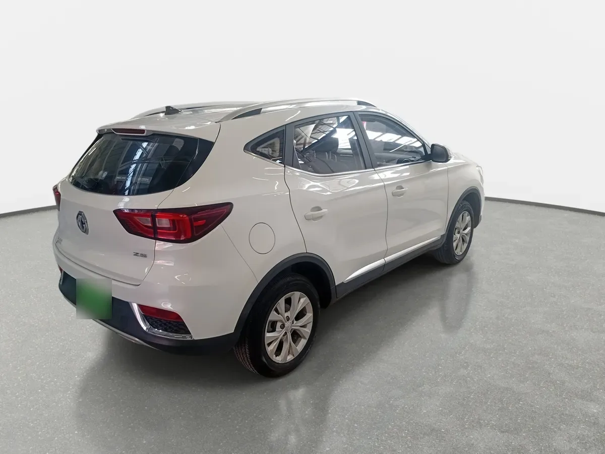MG Mg Zs 1.5 Std 4x2 Mt 5p año 2023