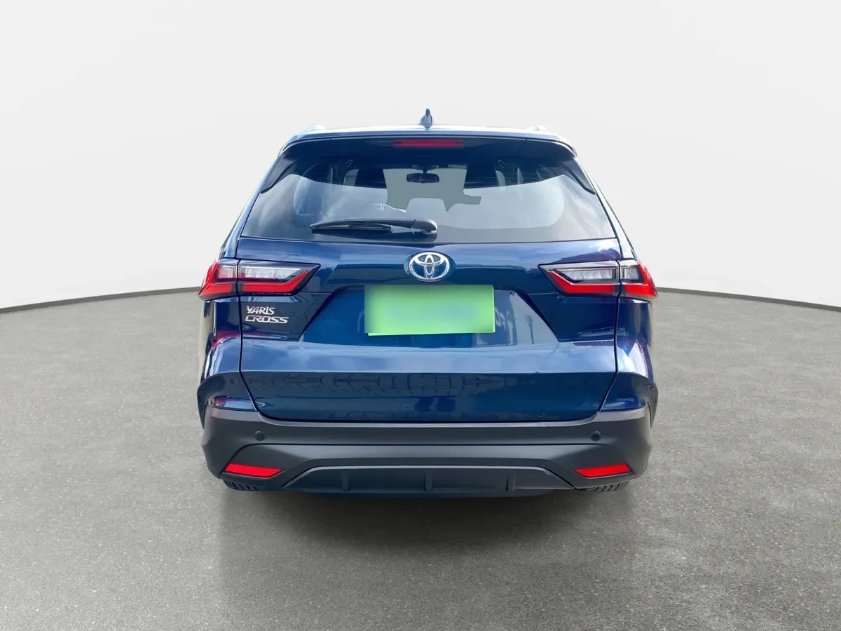 Toyota Yaris Cross 1.5 Xi 4x2 Cvt At 5p año 2025
