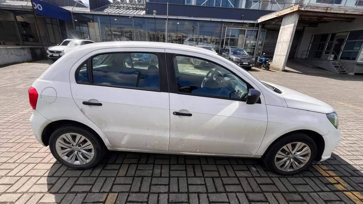Volkswagen Gol 1.6 Trendline 4x2 Hb Mt 5p año 2022
