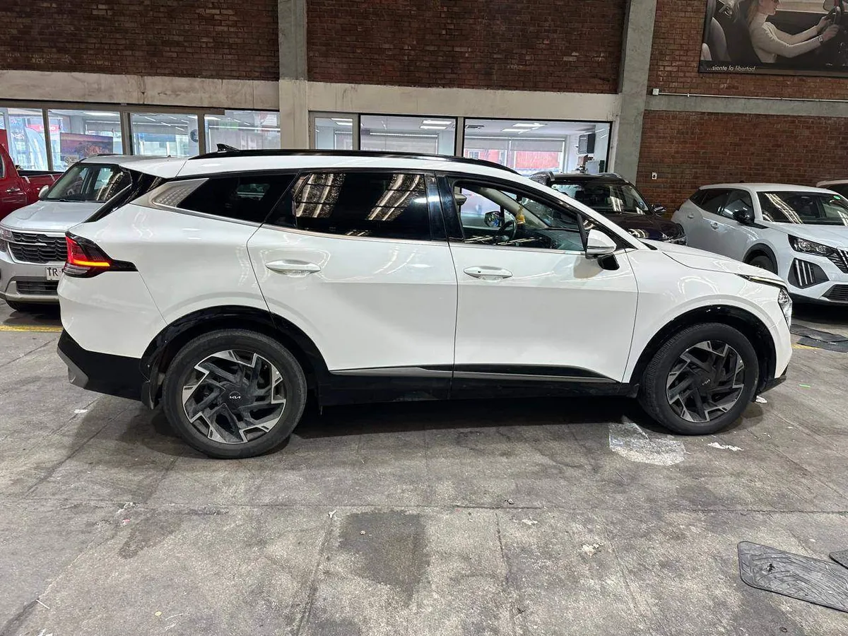 Kia Sportage 2.0 Ex Dies Awd 8at 5p año 2024