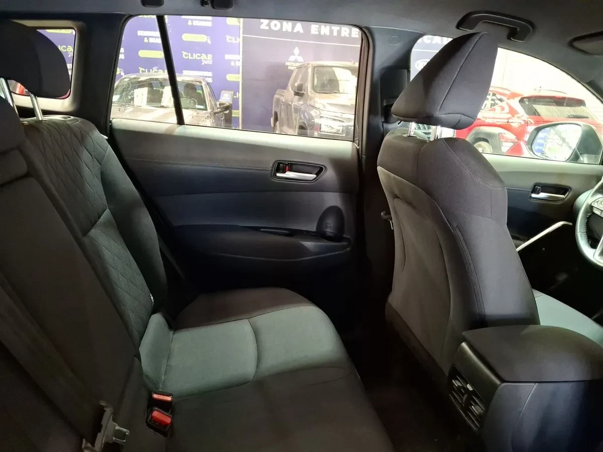 Toyota Corolla Cross 1.8 Xei Hybrid 4x2 Cvt At 5p año 2025