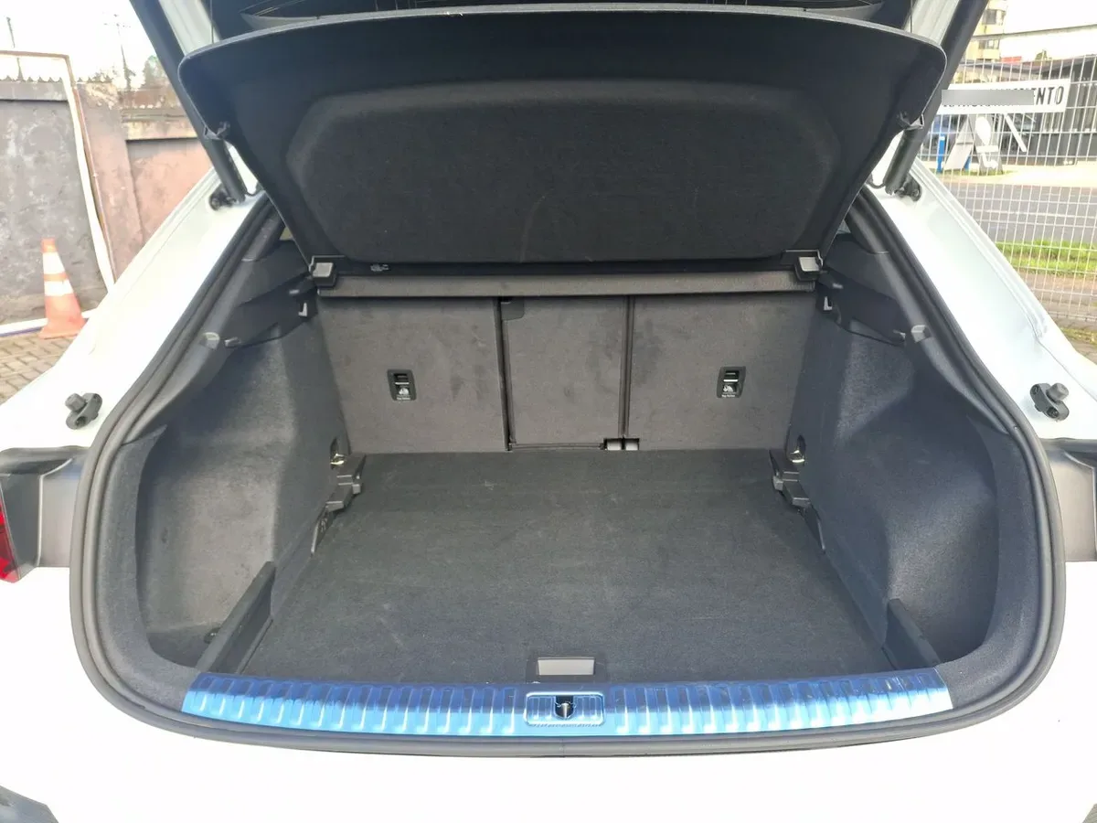 Audi Q3 1.5 35 Tfsi S-Line Sportback 4x2 S-Tronic At 5p año 2026