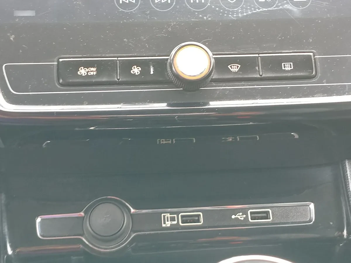MG 5 1.5 Dlx 4x2 Mt 4p año 2024