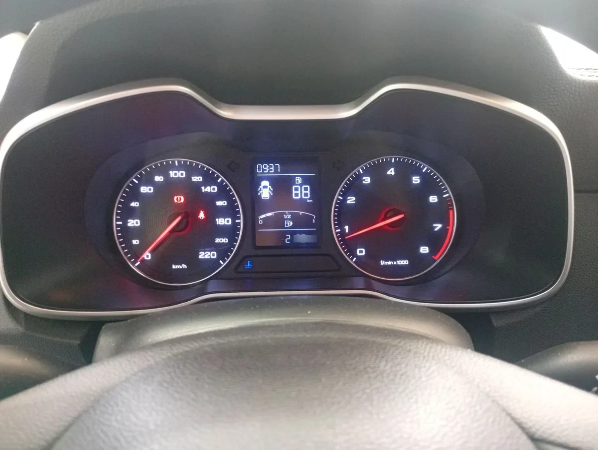 MG Mg Zs 1.5 Std 4x2 Mt 5p año 2023