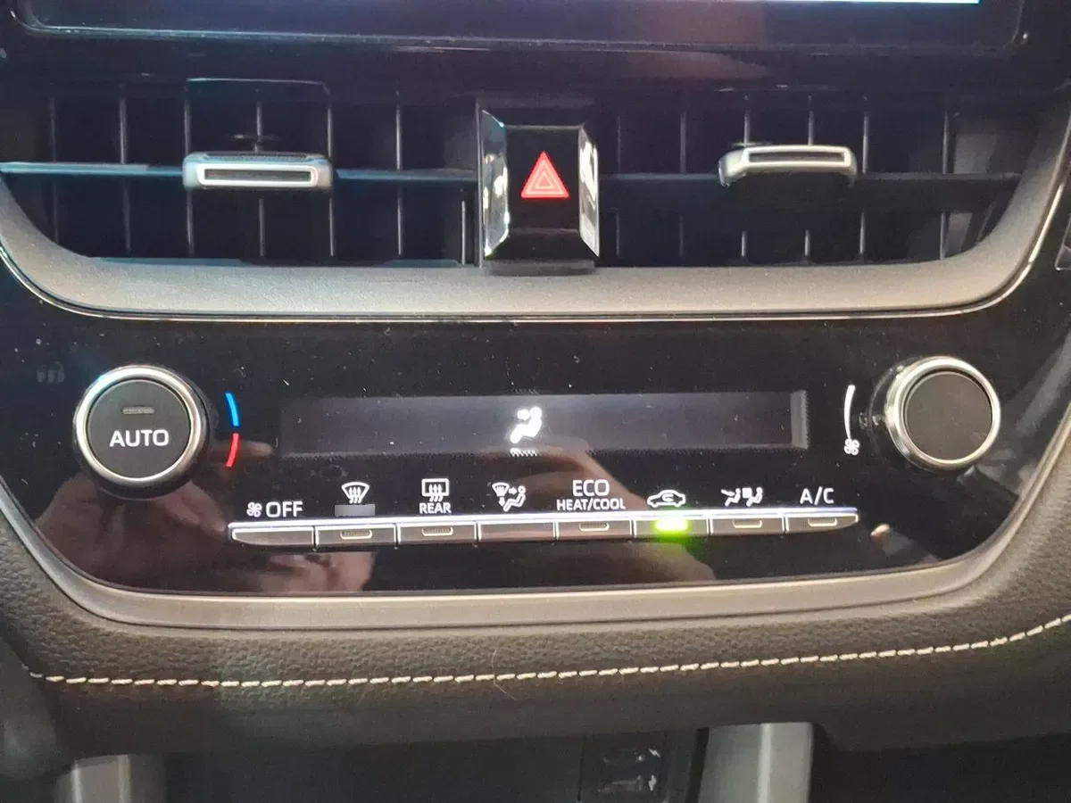 Toyota Corolla Cross 1.8 Xei Hybrid 4x2 Cvt At 5p año 2025